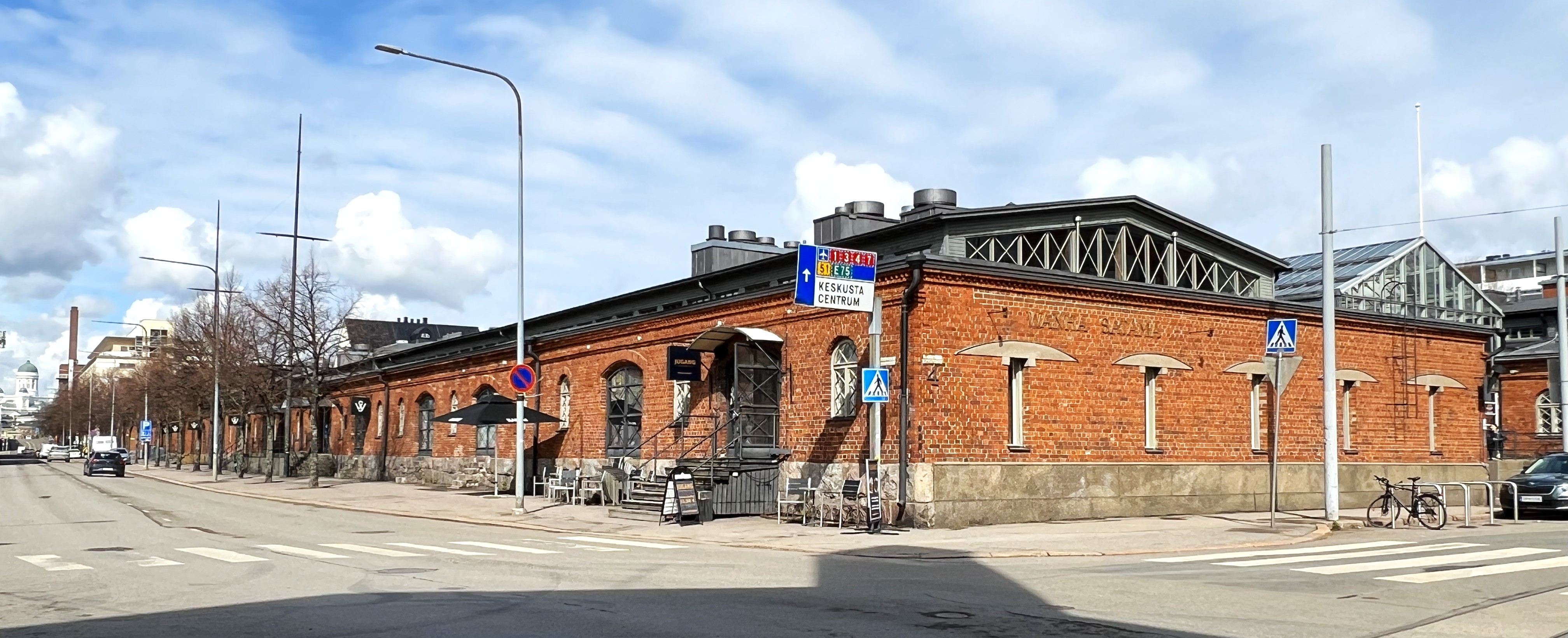 Wanha Satama Helsingissä