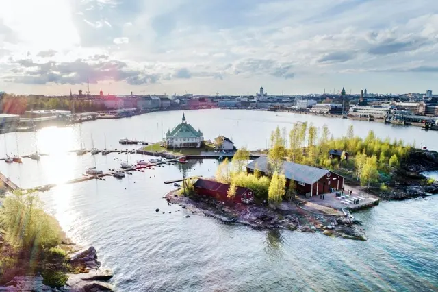 Valkosaari ja Telakka ilmasta