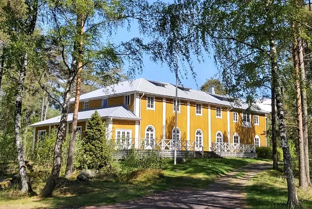 Verkkorannan kesäkoti Krikutilli